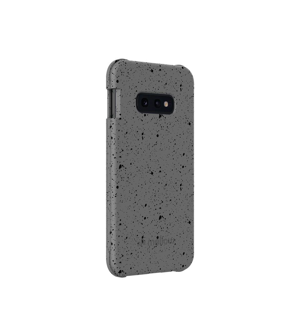 00% compostable phone case. Designed to protect your phone and our planet, without compromising its look, mellow is the ultimate example of how functionality and style can converge in the most sustainable way.